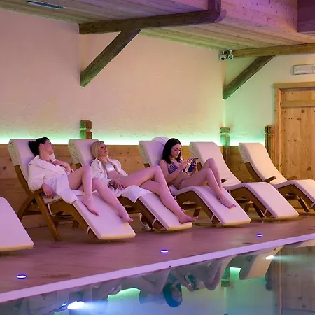 Otel Capriolo 3*